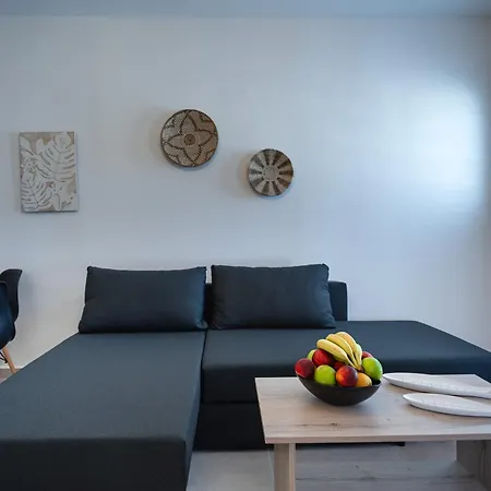 Grand Village * Imerovigli (Santorini)