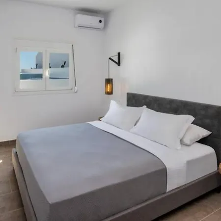 Saint John Luxury Apartments Imerovigli (Santorini)